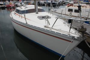 Jeanneau Fantasia 27 (click for enlarged image)